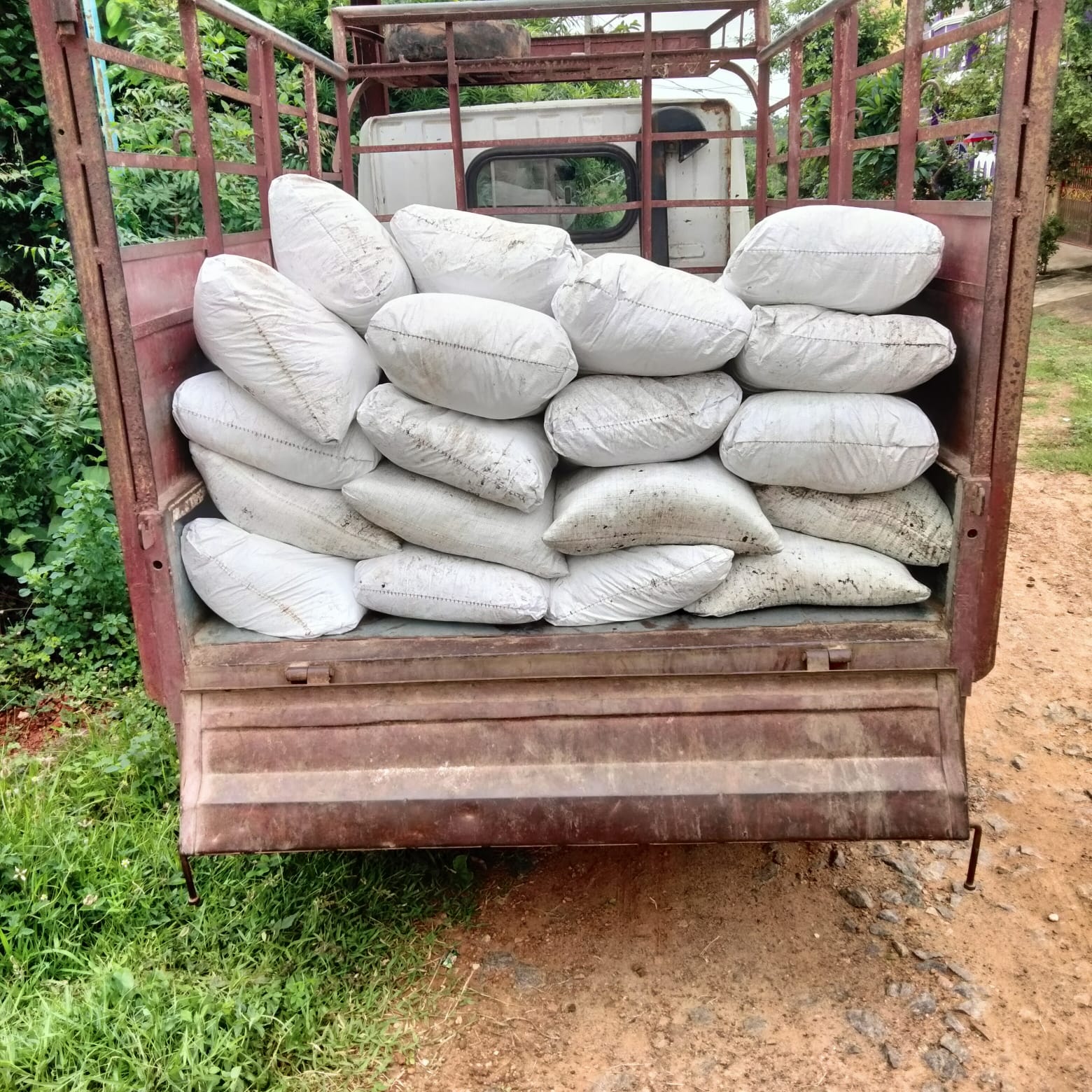 Compost Transportation Ganjam Biofertilizers | Organic Garden Solutions